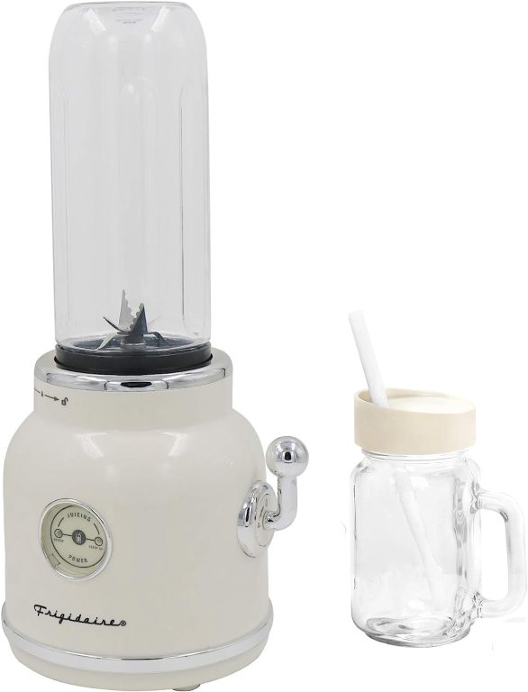 FRIGIDAIRE ESMM100-CREAM Retro Smoothie Maker Blender with Mason Jar, Perfect for Shakes and Smoothies, 300-Watt, Cream