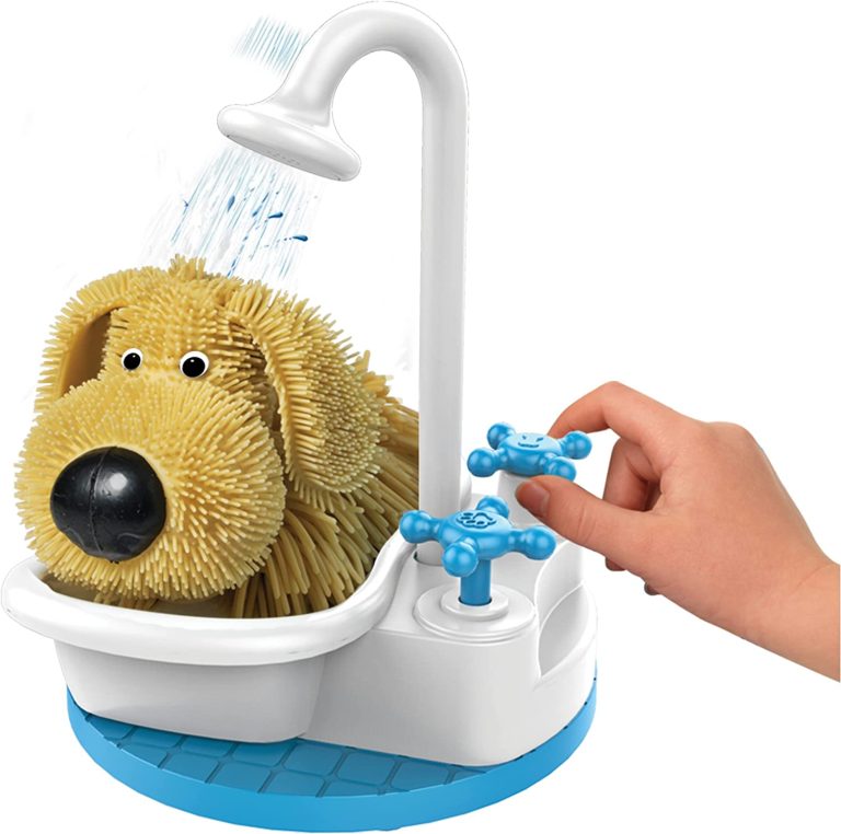 Soggy Doggy, The Showering Shaking Wet Dog Award-Winning Kids Game Board Game for Family Night Fun Games for Kids Toys & Games, for Kids Ages 4 and up