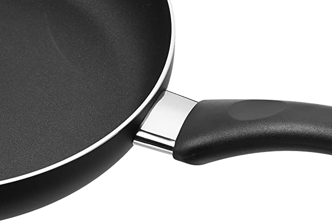 Amazon Basics 3-Piece Non-Stick Frying Pan Set – 8 Inch, 10 Inch, and 12 Inch