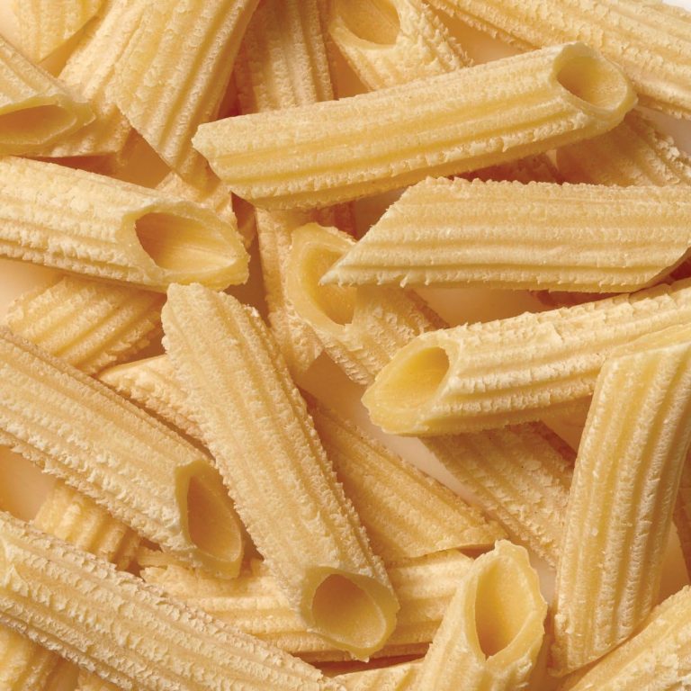 Philips Kitchen Appliances – HR2371/05 Philips Kitchen Appliances Philips Compact Pasta Maker, Viva Collection, Black, Small