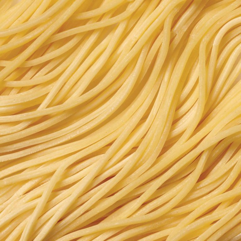 Philips Kitchen Appliances – HR2371/05 Philips Kitchen Appliances Philips Compact Pasta Maker, Viva Collection, Black, Small