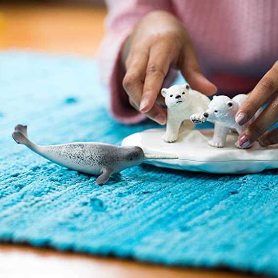 Schleich Wild Life Wild Animal Toy Playset for Boys and Girls Ages 3+, Antarctic Expedition with Arctic Animals