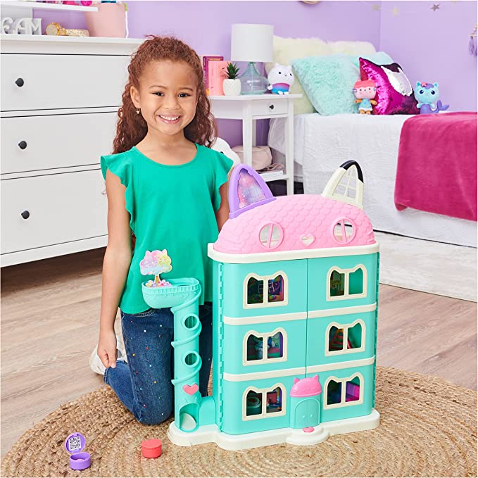 Gabby’s Dollhouse, Purr-ific Pool Playset with Gabby and MerCat Figures, Color-Changing Mermaid Tails and Pool Accessories Kids Toys for Ages 3 and Up