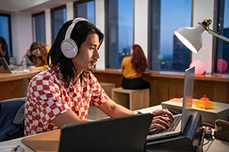 Bose QuietComfort 45 Bluetooth Wireless Noise Cancelling Headphones – White Smoke