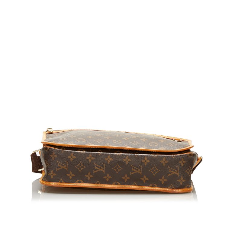 Authenticated Pre-Owned Louis Vuitton Messenger Bosphore GM