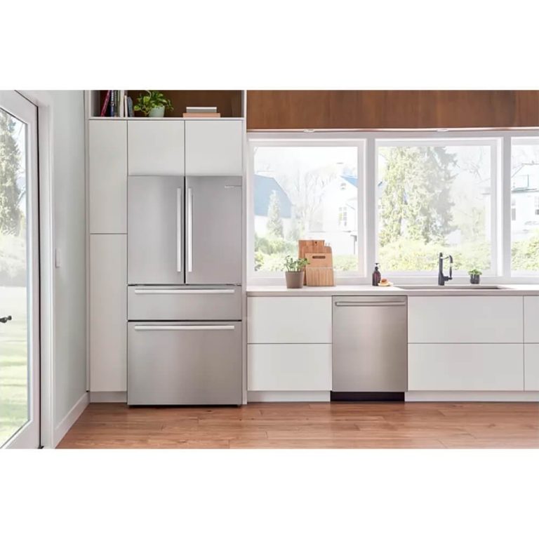 Bosch SHX89PW75N 38 dBA Stainless Dishwasher with 3rd Rack
