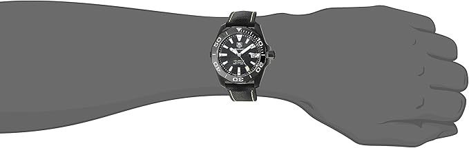 TAG Heuer Men’s WAY218A.FC6362 Aquaracracer Analog Display Swiss Automatic Black Watch