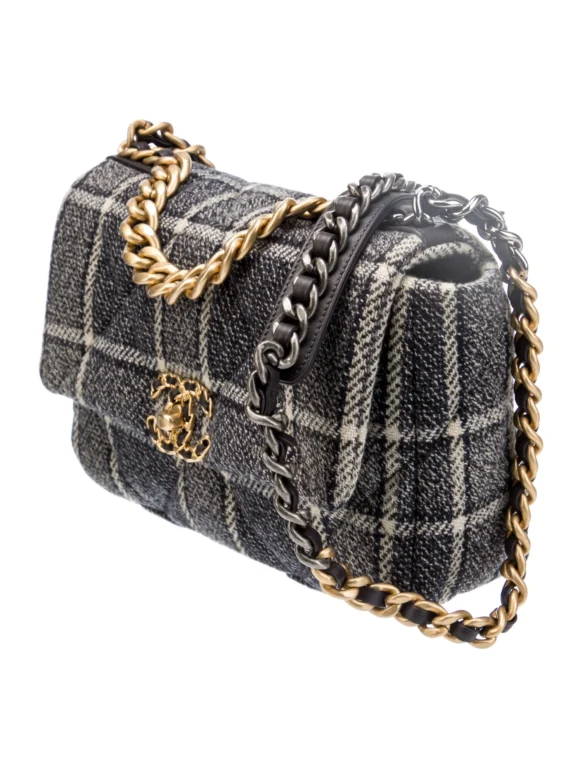 Chanel Tweed Medium 19 Flap