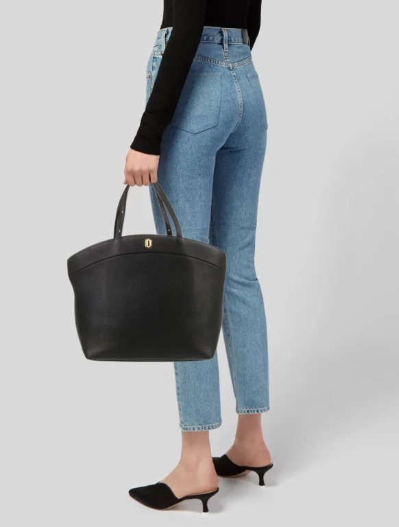 Savette Leather Tondo